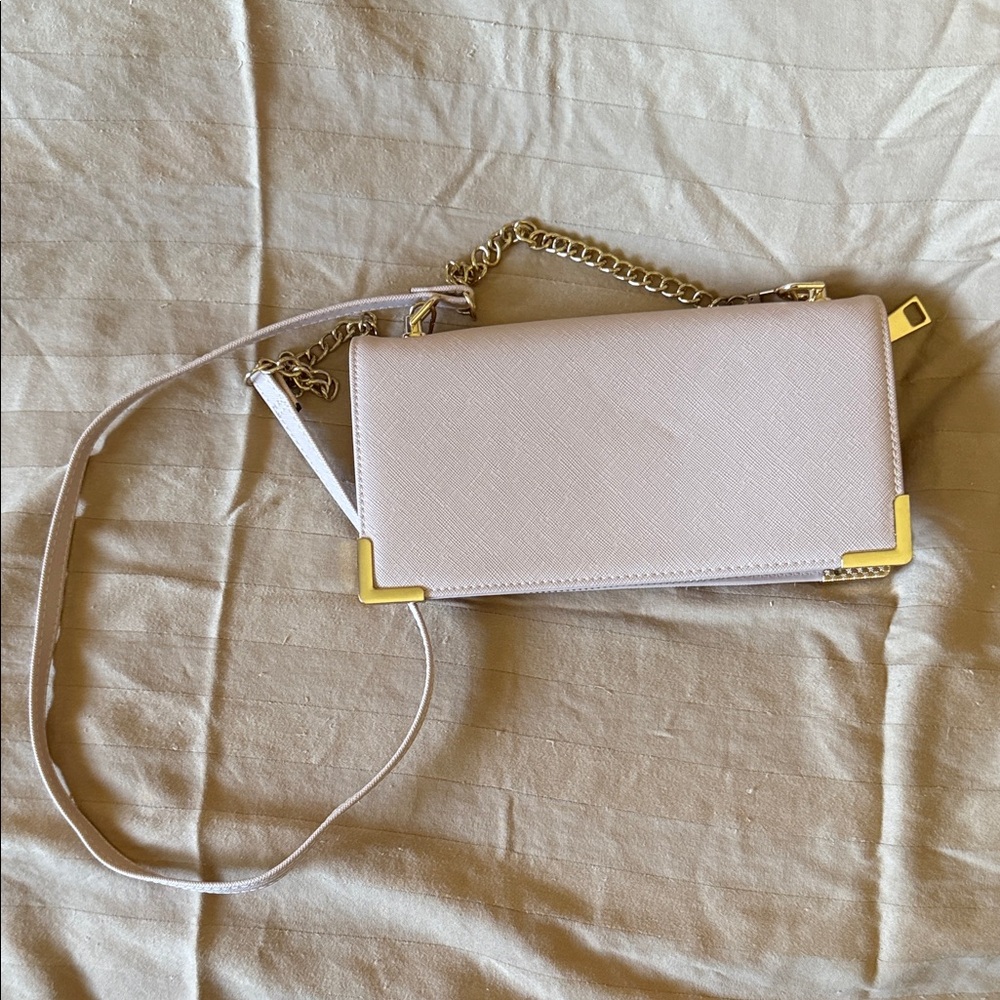 Elegant Cream Chain Strap Women's Bag